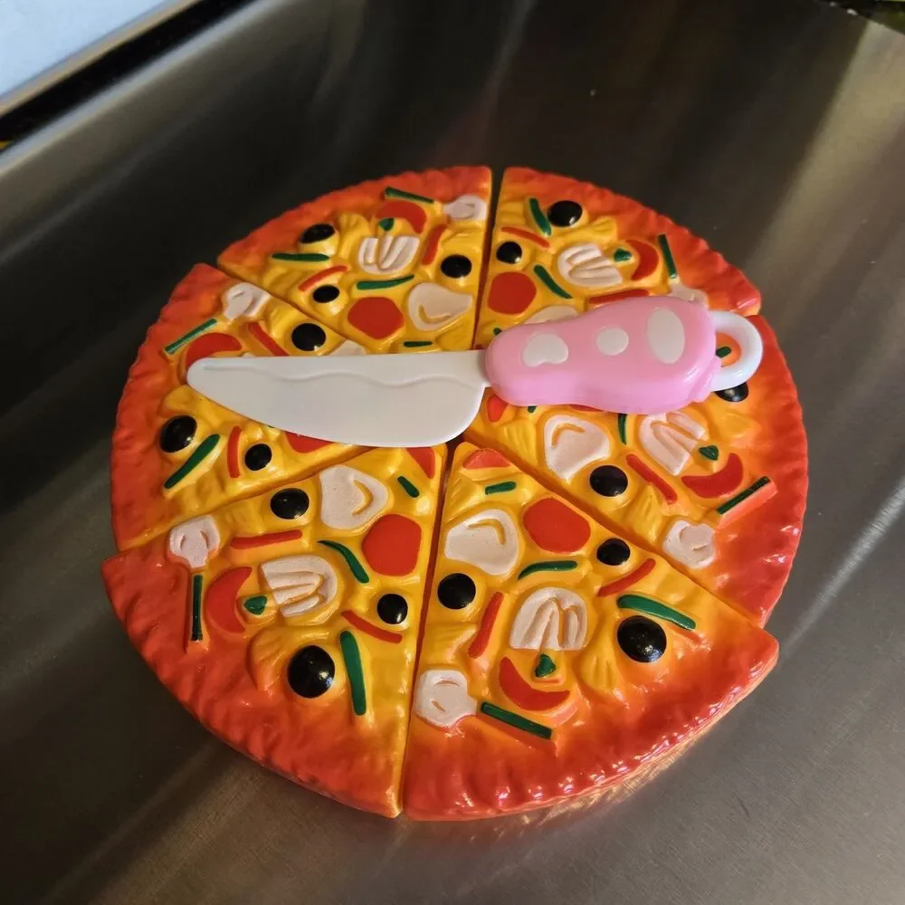 Pretend Kitchen Cut And Play Pizza Food With Play Knife.